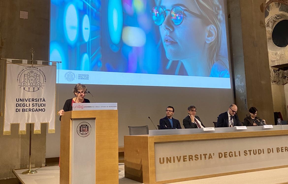 unibgirlsstem_saluti_della_direttrice_del_dipartimento_di_ingegneria_e_scienze_applicate_unibg